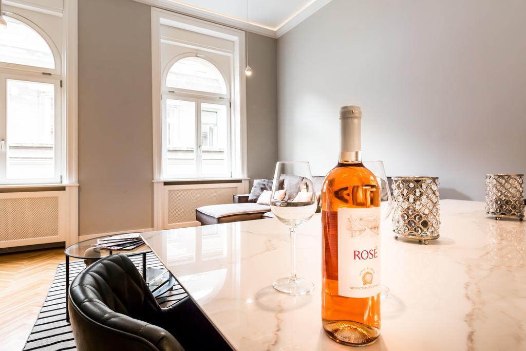 Bpr Opera Lux Treasure Apartment Будапеща Екстериор снимка
